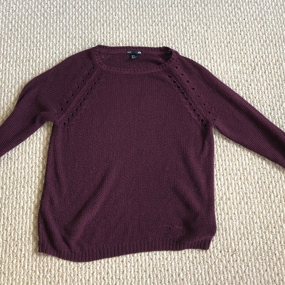 Burgundy knit sweater - Picture 1 of 3
